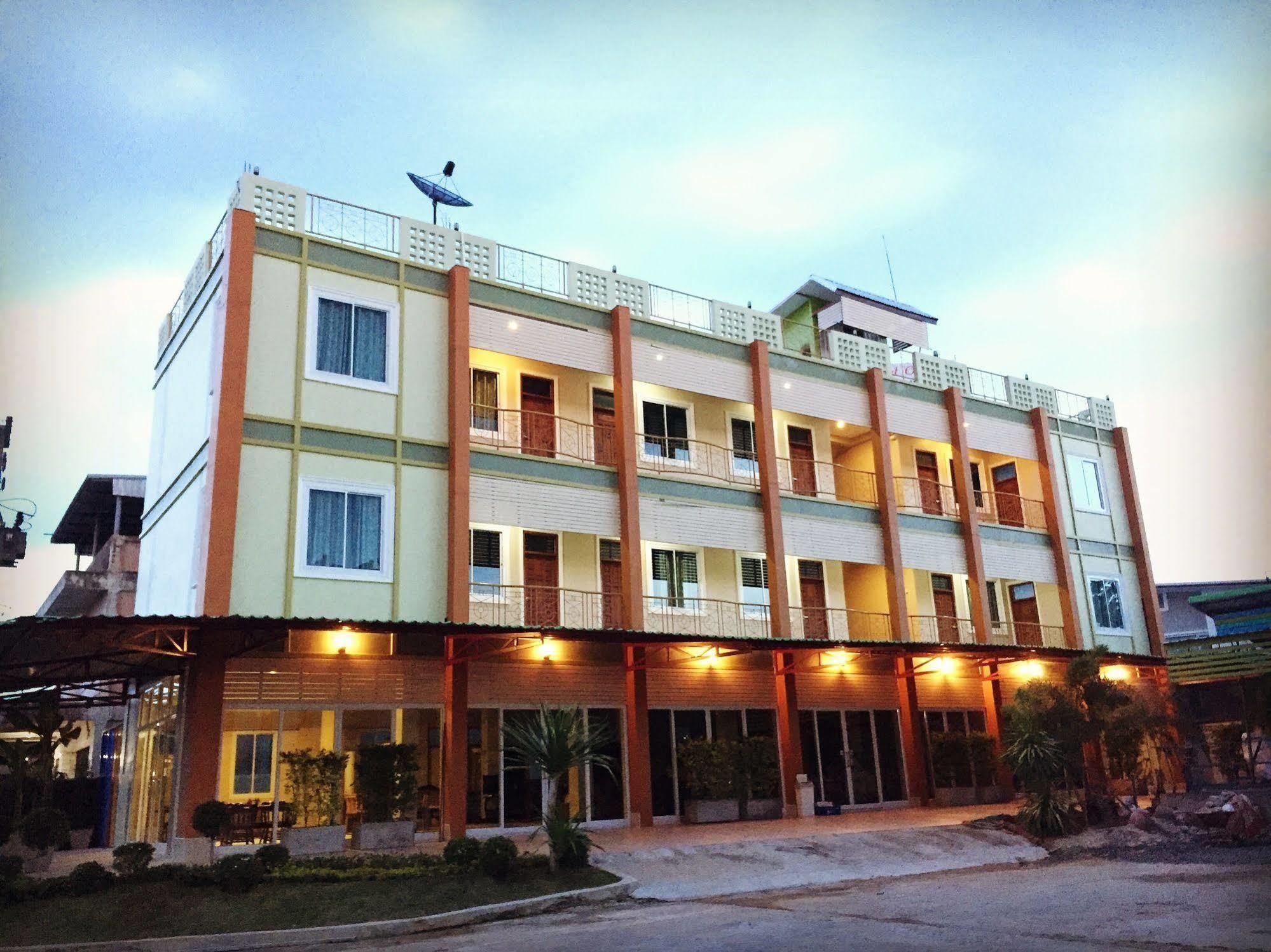 Ubon Best Place Ubon Ratchathani Exterior photo